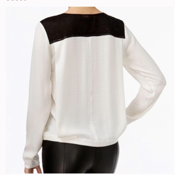 NWT Guess “Glenda” wrap blouse - Picture 7 of 7